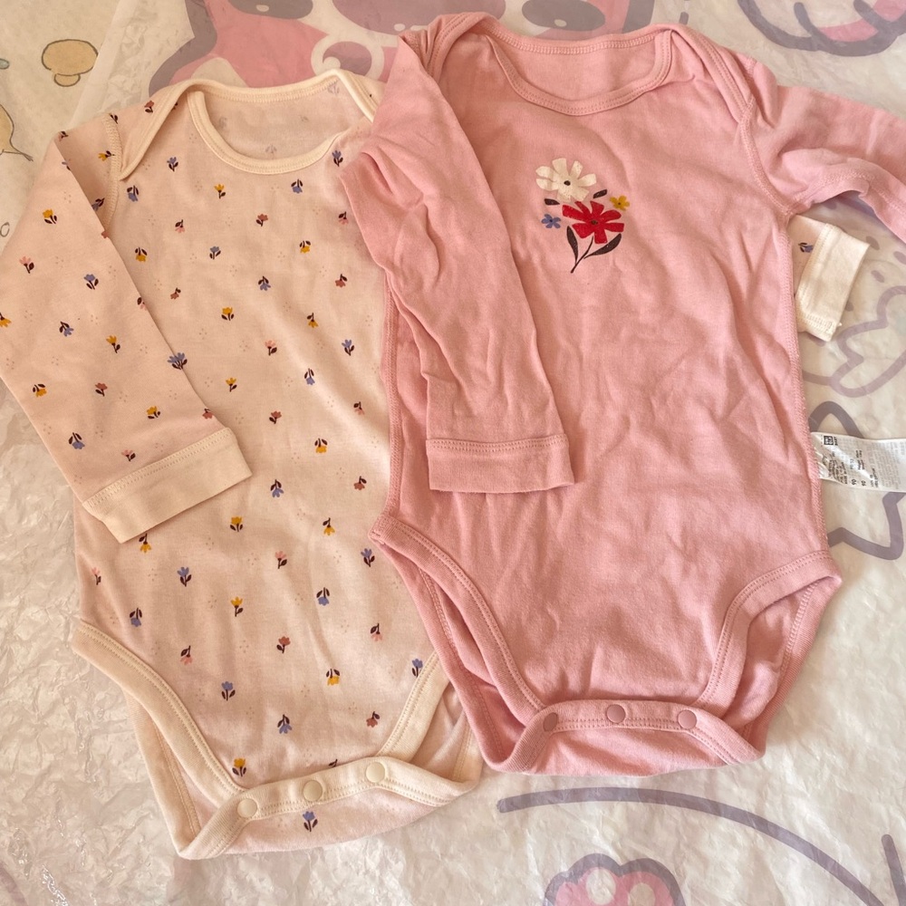 2 PCS New Uniqlo Floral Kids One Piece Set 90cm